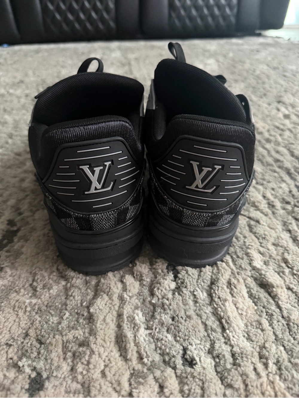 Louis Vuitton Men’s Black and Gray Checker Low-Top Sneakers - Picture 4 of 6